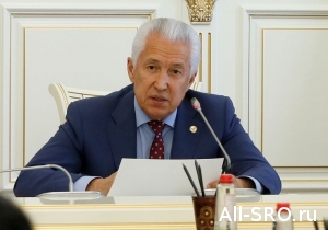  Глава Дагестана указал на важность создания отраслевых СРО