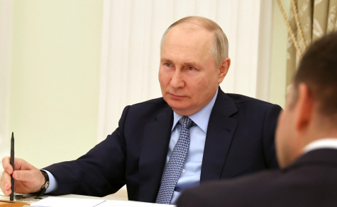  Владимиру Путину доложили о сокращении административных процедур в строительстве и его последствиях